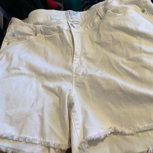 Celebrity Pink Rugged Denim Shorts NWOT